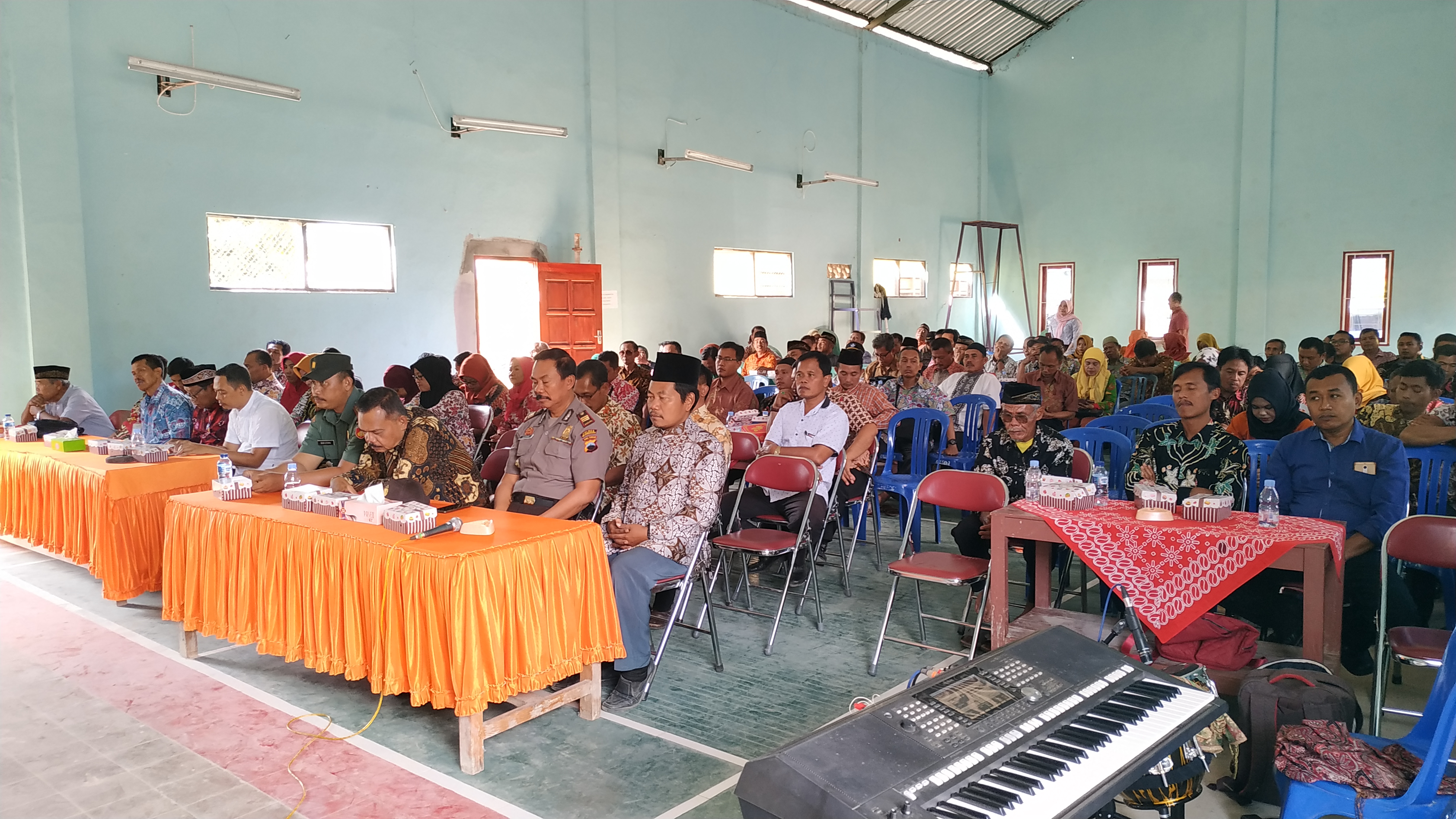 Para peserta Halal Bi Halal PPDI Kecamatan Tirtomoyo di Balai Desa Sukoharjo, Rabu (19/6/2019). Foto : Artadi